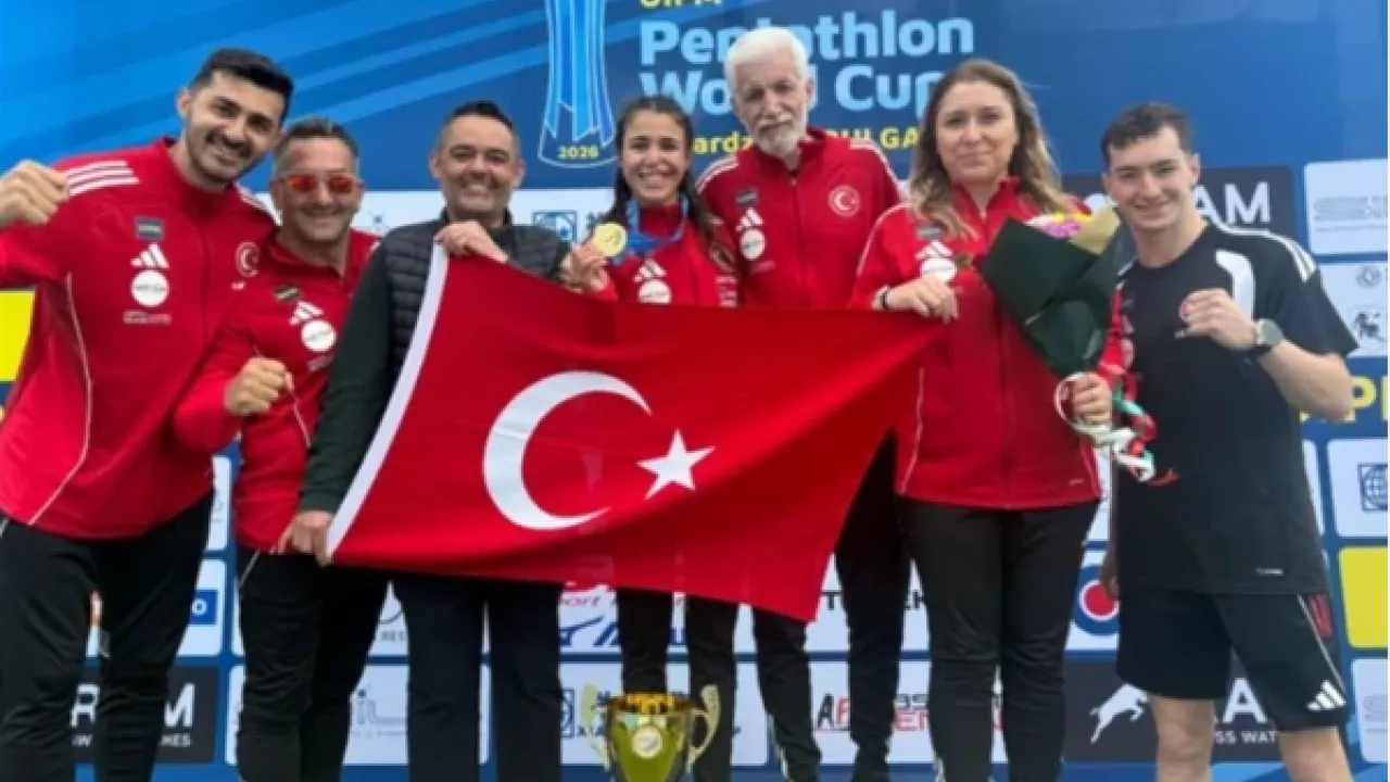 Teknik direktör görevi bıraktı