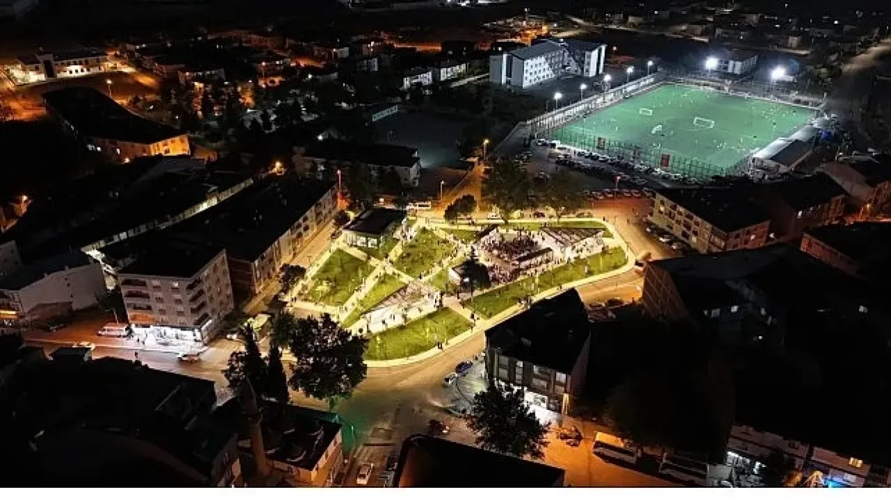 Alanyurt Meydanı Coşkulu Törenle Hizmete Açıldı