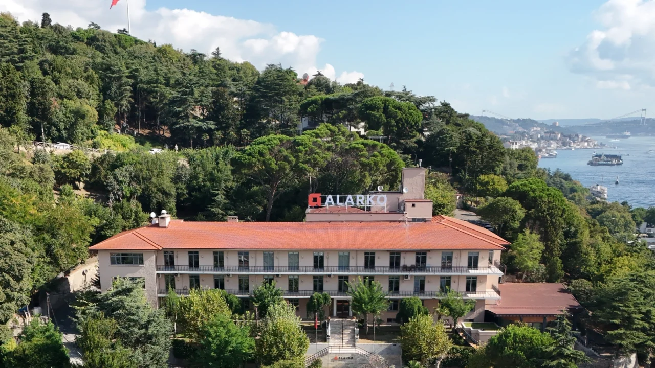 Alarko 2025 GRI Raporunu Sürdürülebilirlik Sözlüğü Formatında Yayımladı