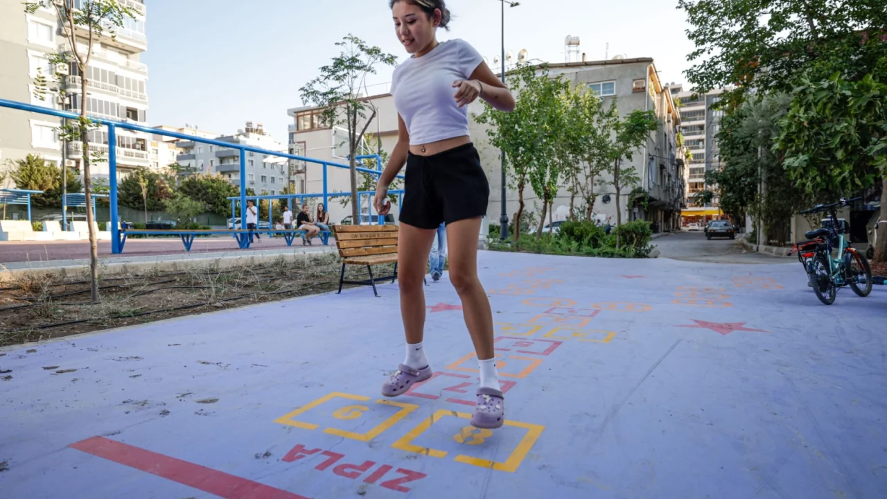 Buca’da Yeni Park, Çocukları ve Gençleri Etkiliyor