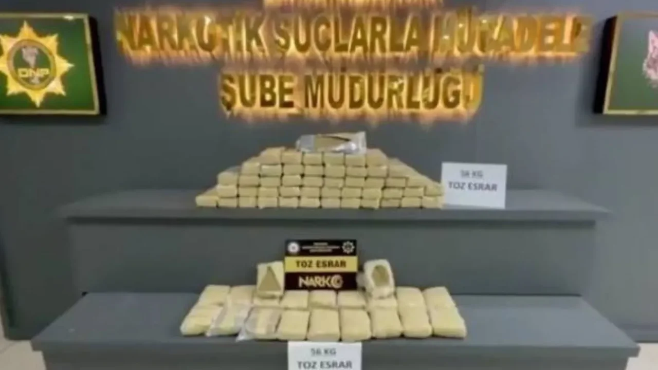 Diyarbakır'da 56 Kilogram Toz Esrarı Ele Geçirdi