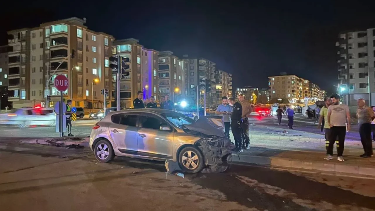 Gaziantep'te trafik kazası: Bir kişi yaralandı