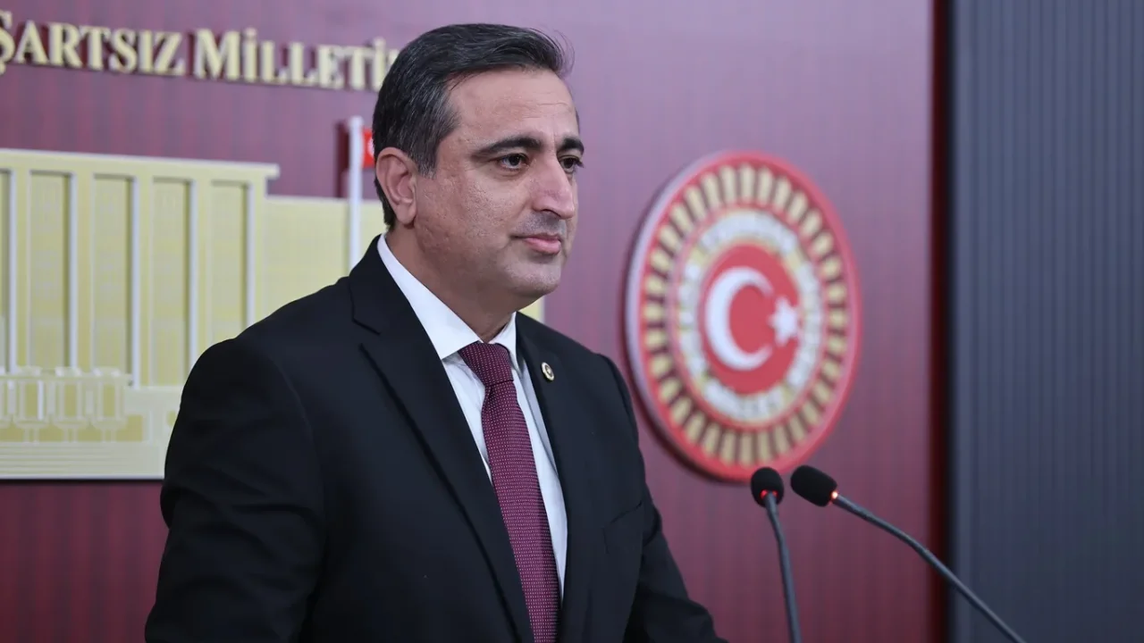 HÜDA PAR'dan Başörtüsü Açıklaması: İslam'ın Şiarı