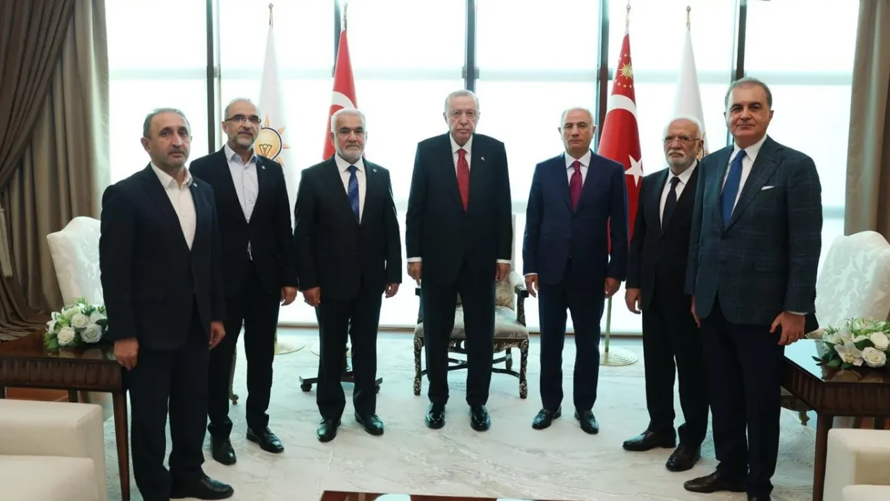 HÜDA PAR ve AK Parti heyetleri Ankara'da görüştü