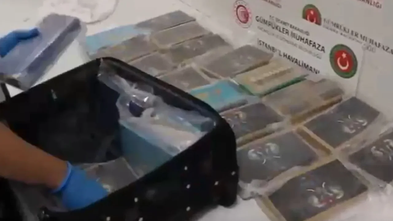 İstanbul Havalimanı’nda 51 Kilogram Kokain Yakalattı