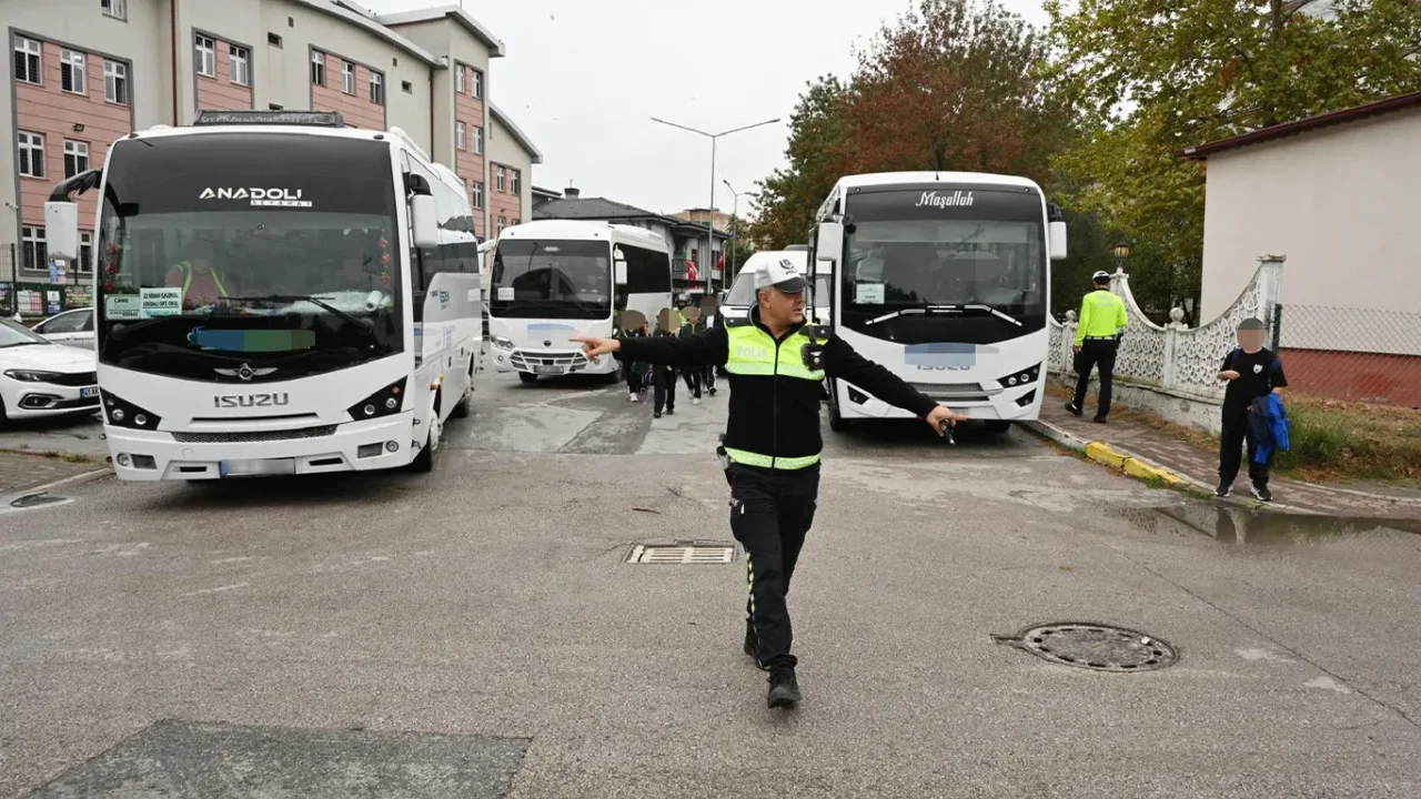 Kocaeli genelinde okul çevrelerinde denetim.