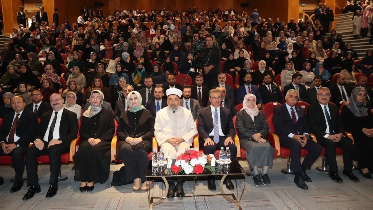 Kur'an kursları eğitim faaliyetlerine hız kazandırıyor