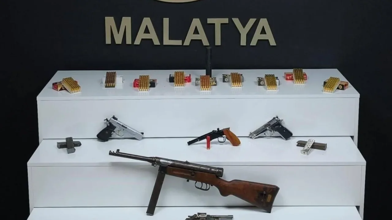 Malatya'da ruhsatsız silah operasyonu: 3 gözaltı