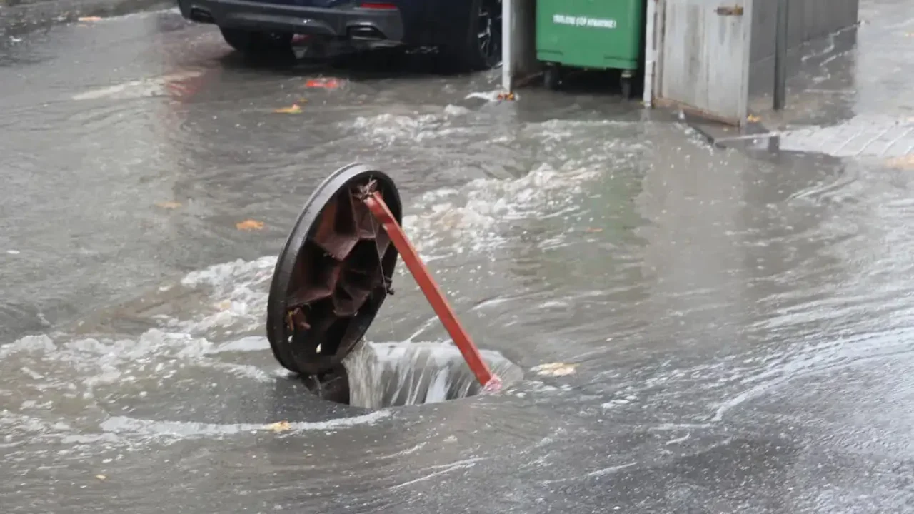 Meteoroloji'den kuvvetli yağış ve heyelan uyarısı