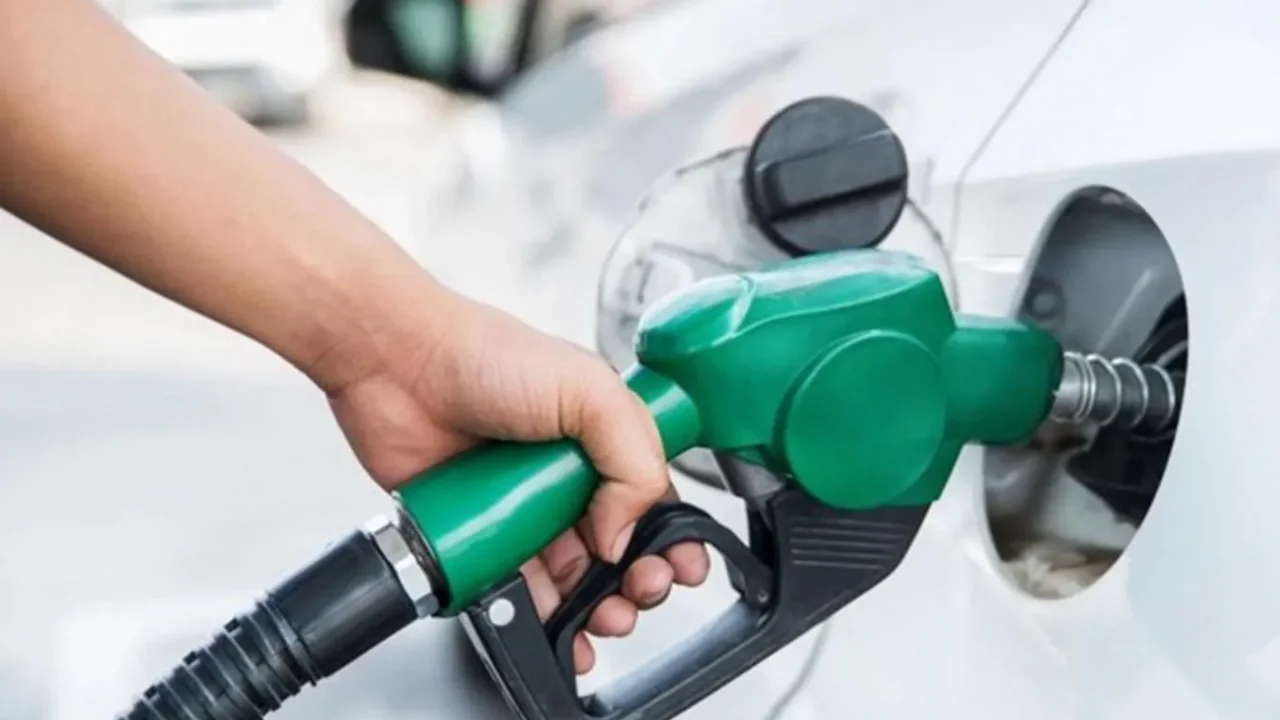Motorin 100 TL'yi aştı