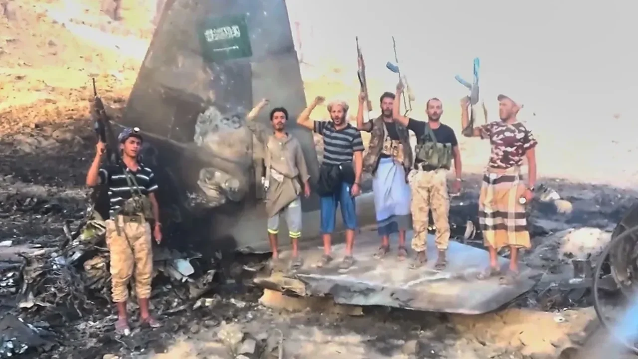 Yemen’de Suudi savaş uçağı düştü iddiası 